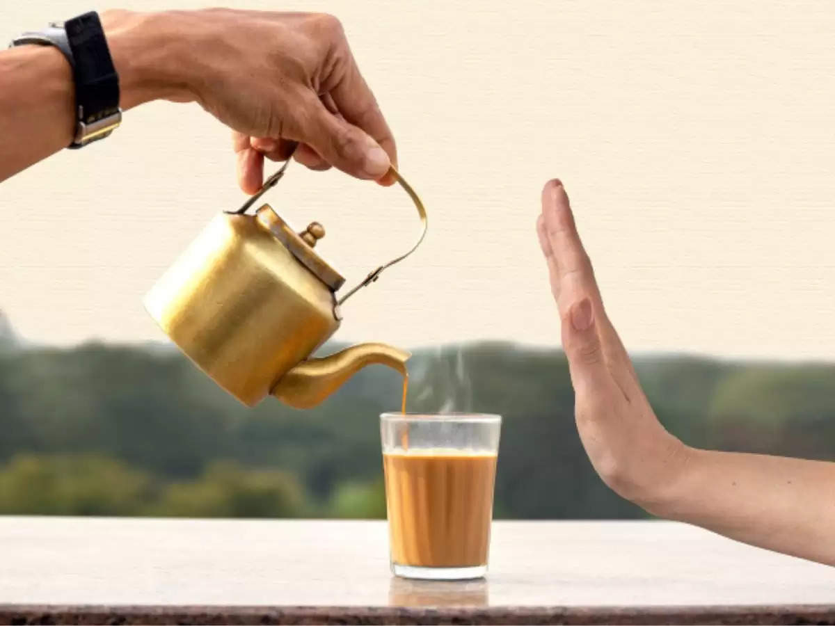 Tea Side Effects : जिन लोगों को हर वक्त चाय की  तलब रहती है, उनकी सेहत का क्या होगा, टी लवर्स जरूर पढें